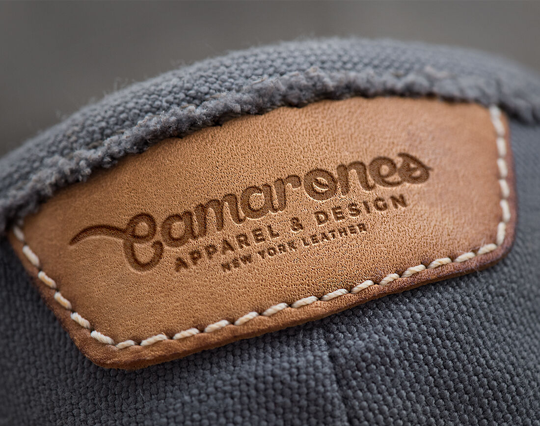 11-logo-mockup